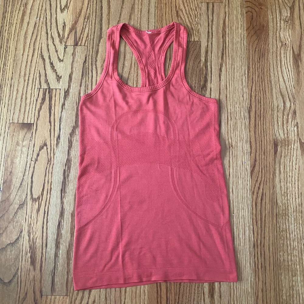 Lululemon Swiftly Tech Racerback Tank Top!